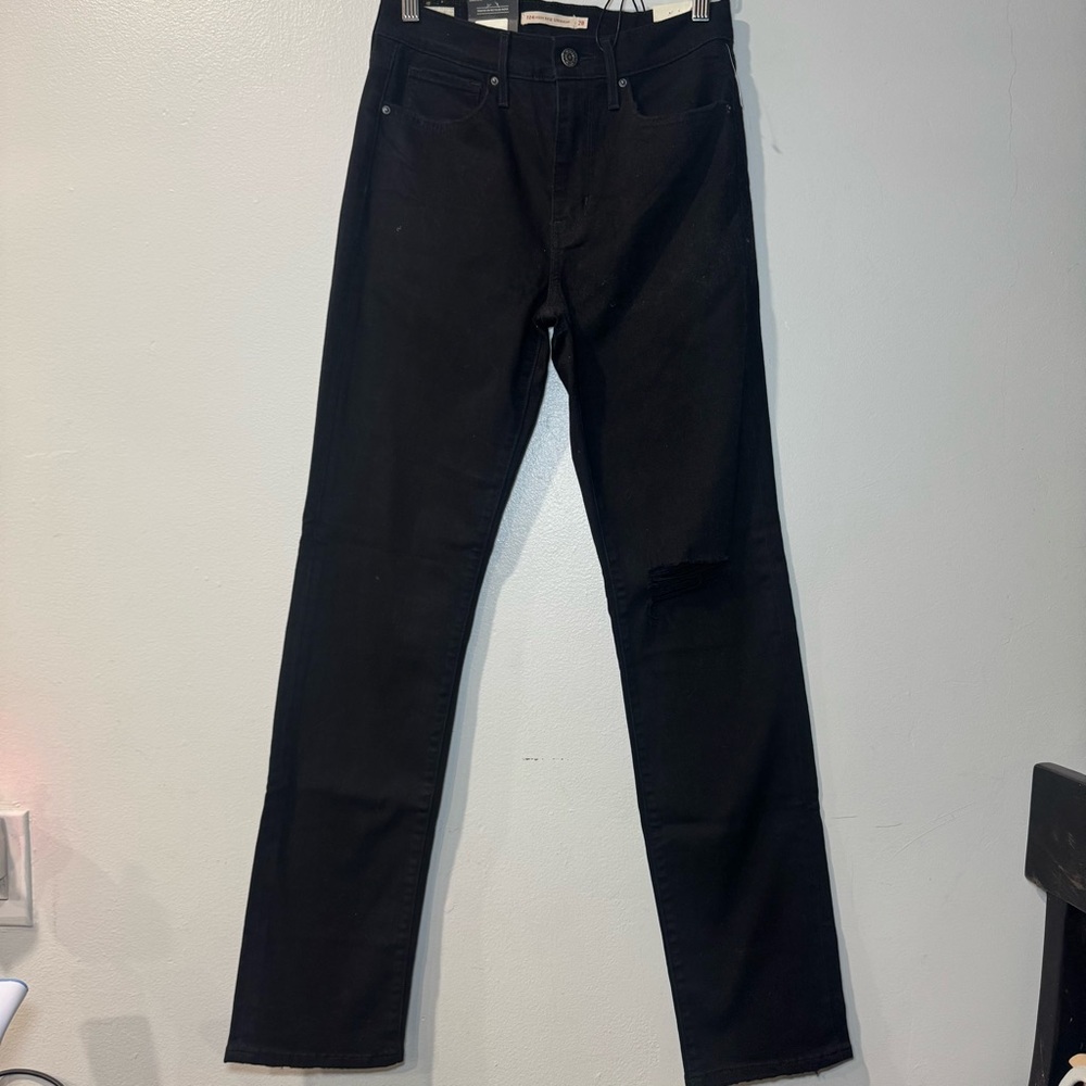 Levi's Black Straight Leg Women's Jeans